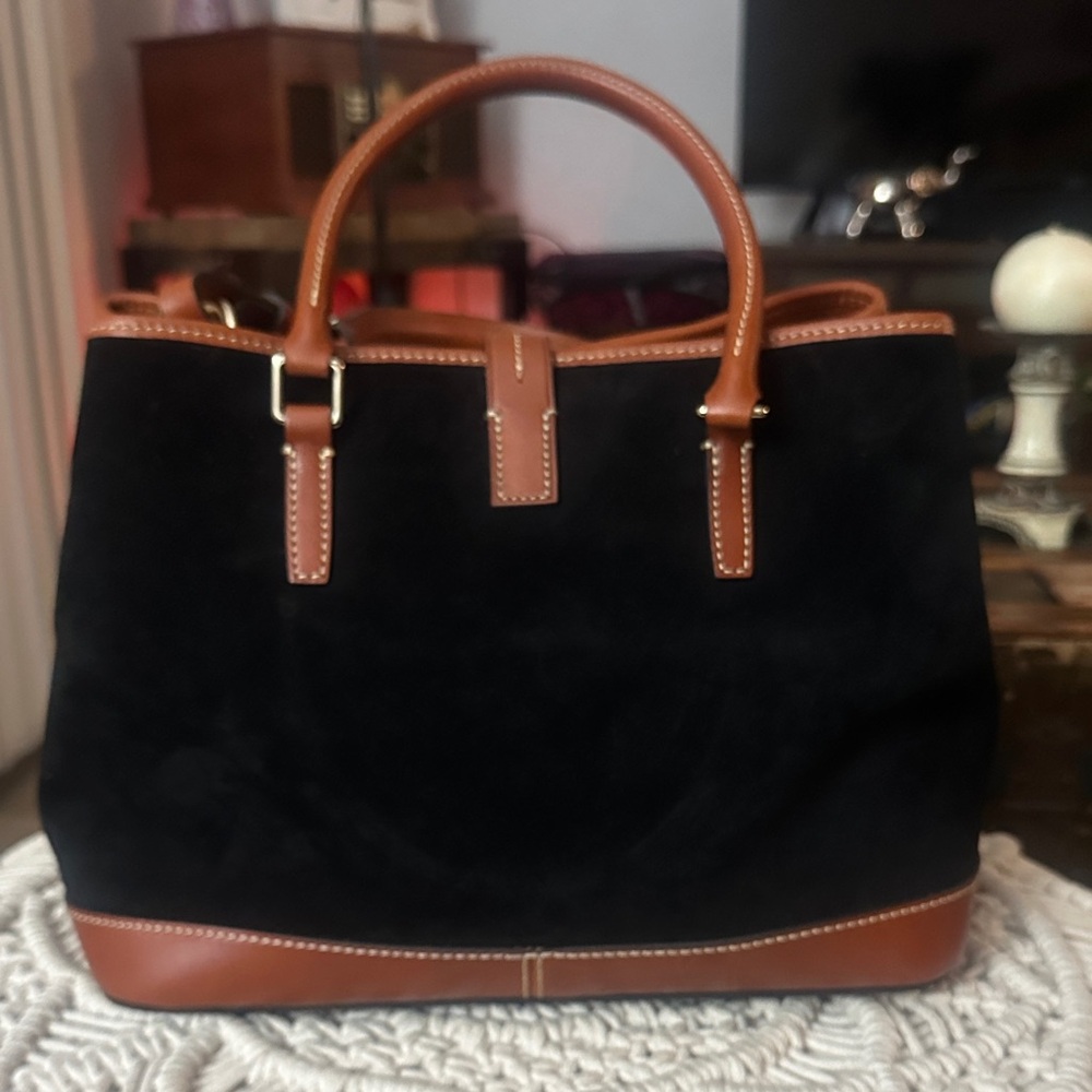 Dooney & Bourke Black and Tan Satchel - image 8